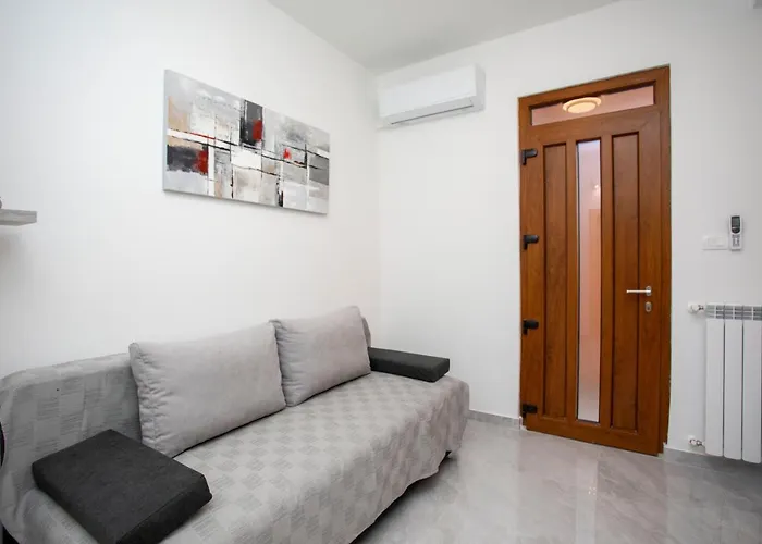 Marica Affittacamere 3*