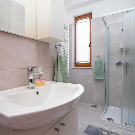 Marica Guest house